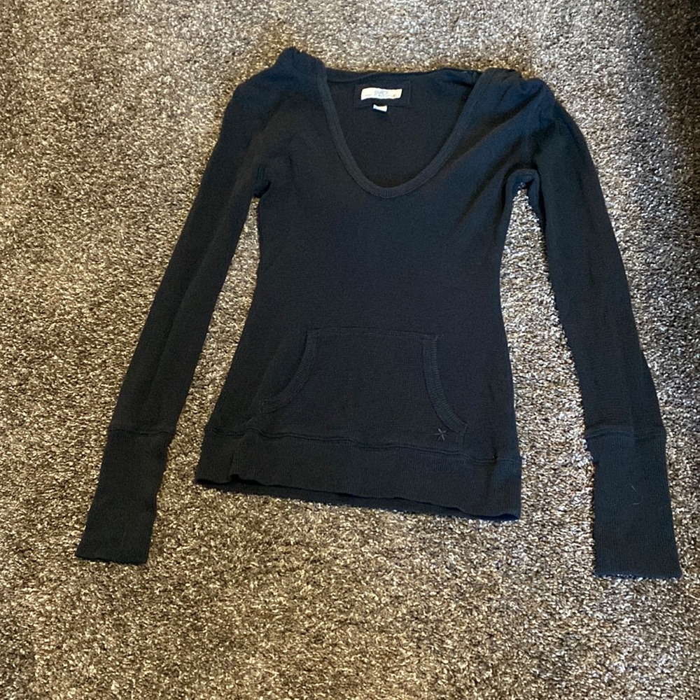 Black hooded long sleeve swoop neck. size small. So wear it declare it.